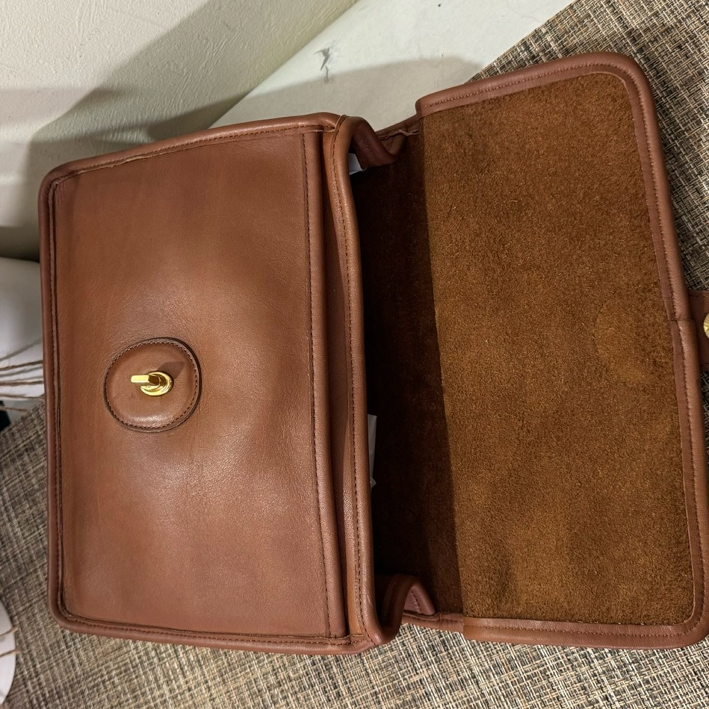 ❤️SOLD❤️Vintage Coach British Tan Willis Bag 9927 - Picture 7 of 12